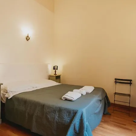 Trevi & Guest house *