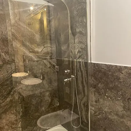Trevi & Guest house